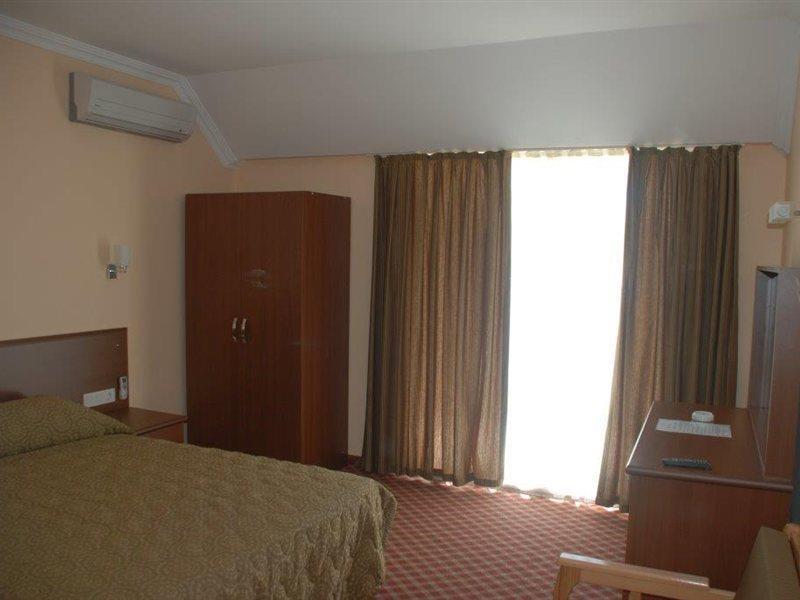 Hotel Pekcan 2*